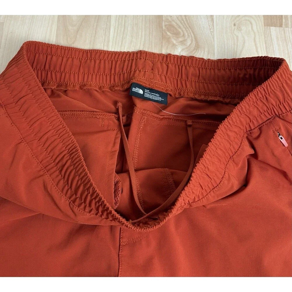 Men’s The North Face Pants / Orange / Hiking / Outdoors / Size Medium